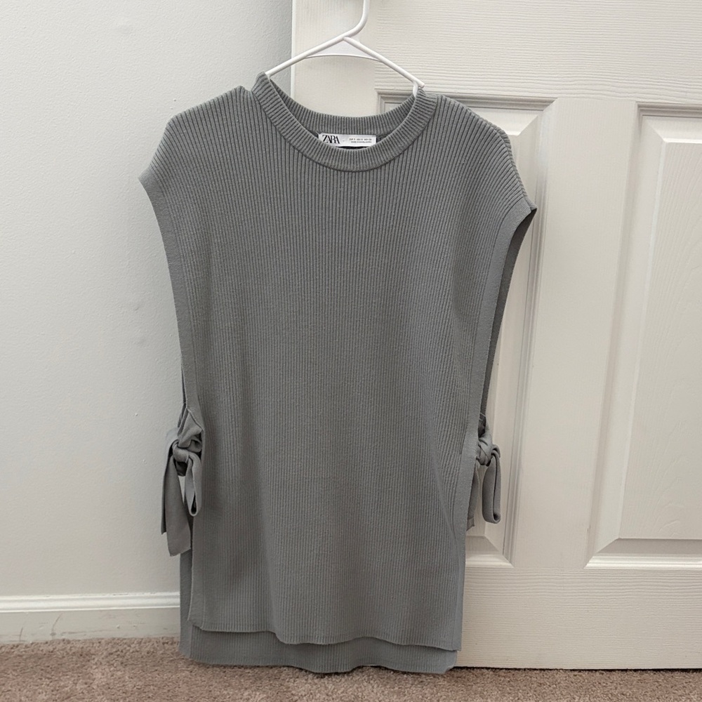 Zara Gray Ribbed Sleeveless Sweater Tank with Side Ties